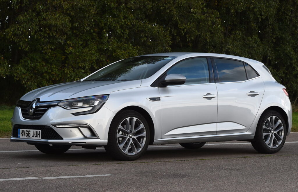 Renault Megane: инновационные технологии и стильный дизайн