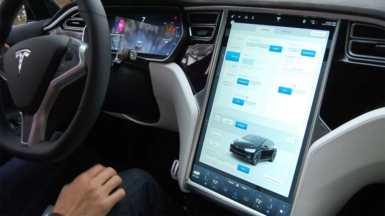Обзор carplayer Tesla Model S